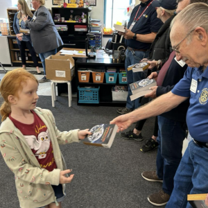 johnson-city-rotary-elks-dictionary-donation